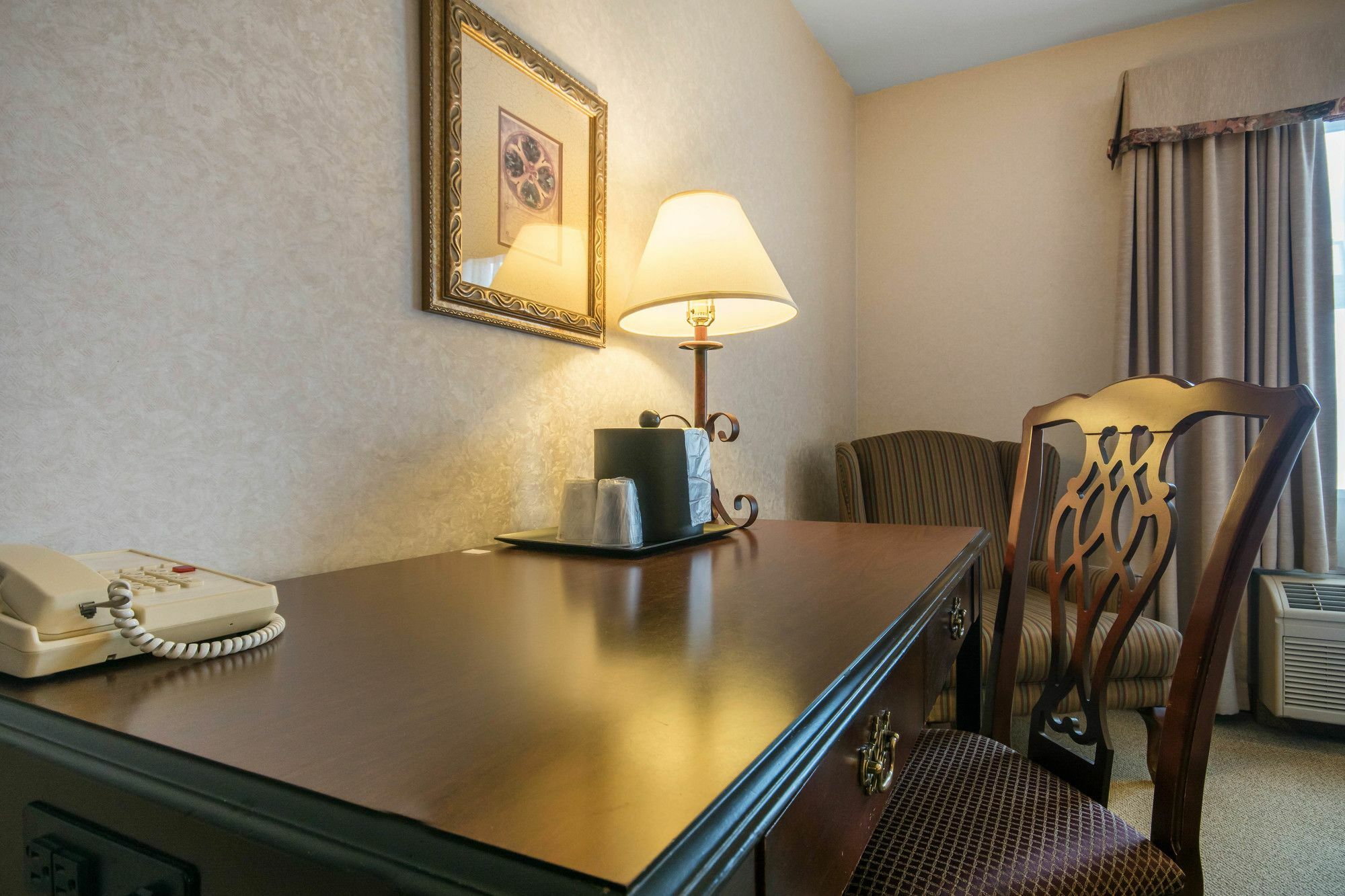 אבוטספורד Clarion Hotel & Conference Centre מראה חיצוני תמונה